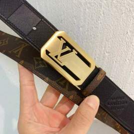 Picture of Louis Vuitton Belts _SKUfw220371421fw